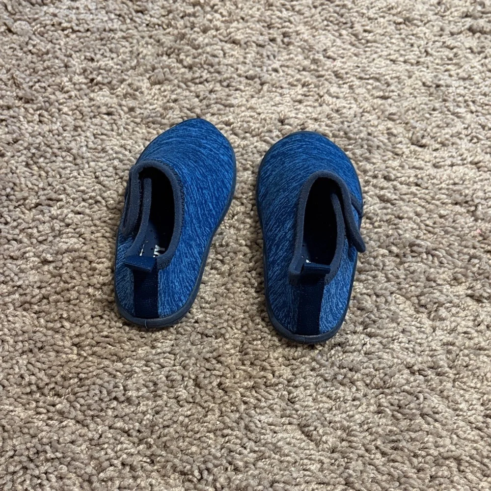 Old Navy Blue Kids Slip-On Water Shoes